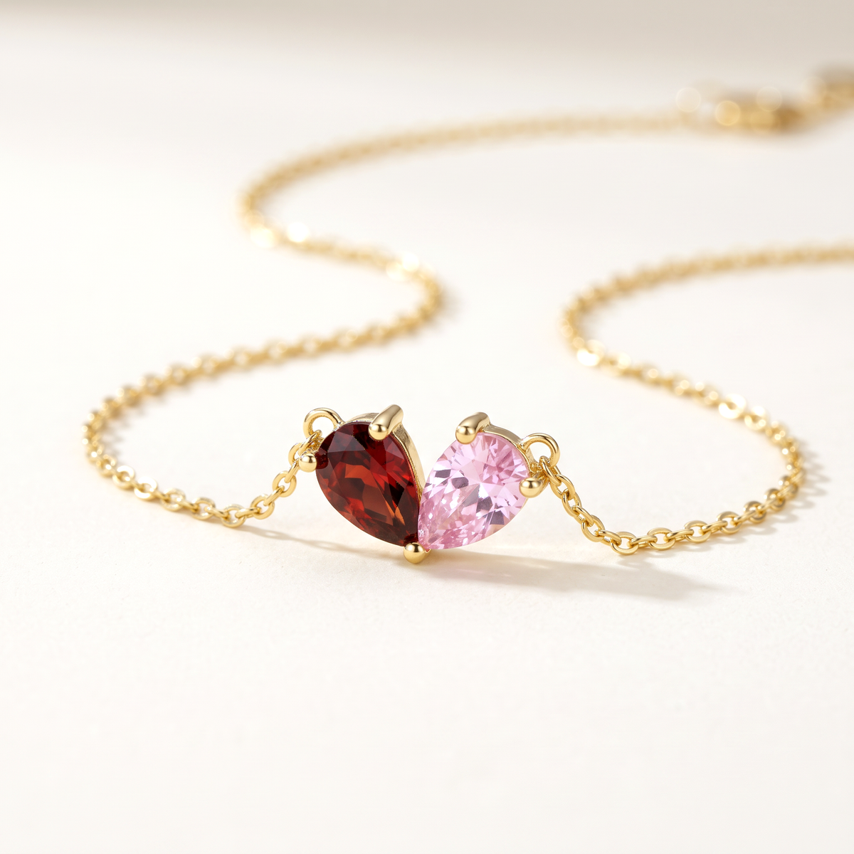 MILA hartvormige geboortesteen ketting