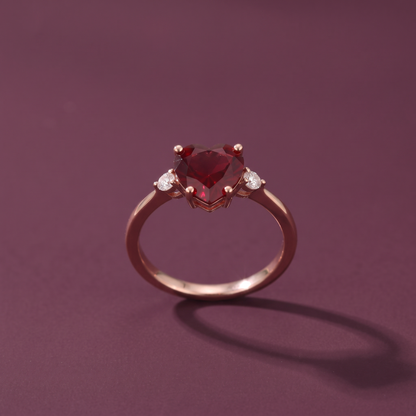 Ruby rode edelsteen ring