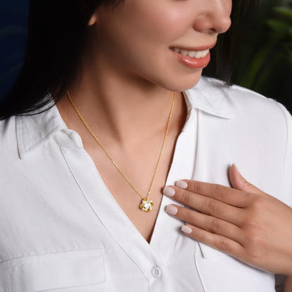 Rozenbox met een liefdeketting voor mama