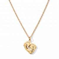 Ketting met babyvoetjes en gravure