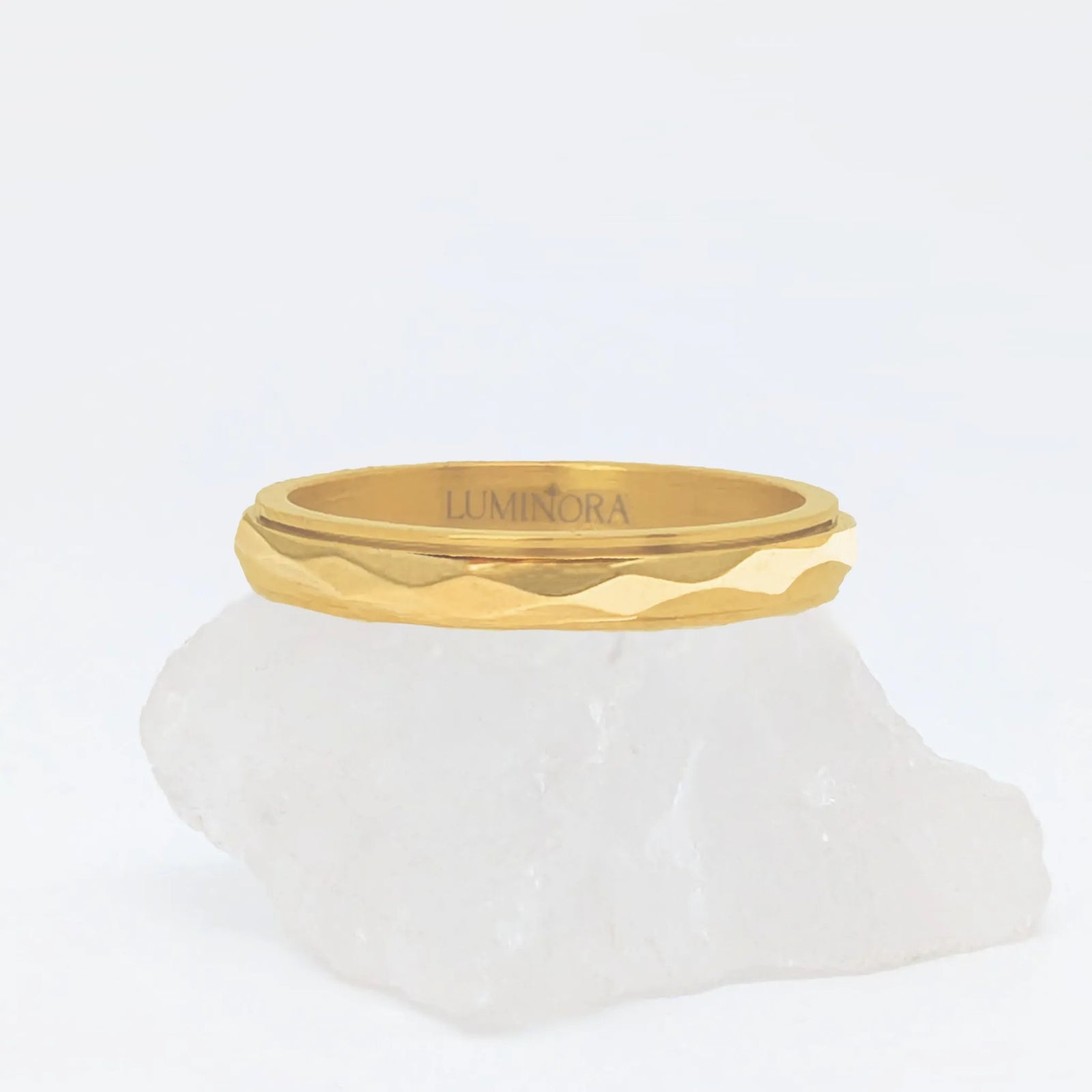 Amara Ring