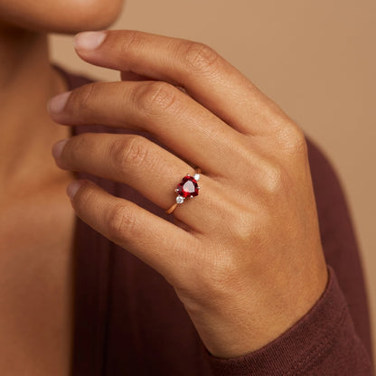 Ruby rode edelsteen ring