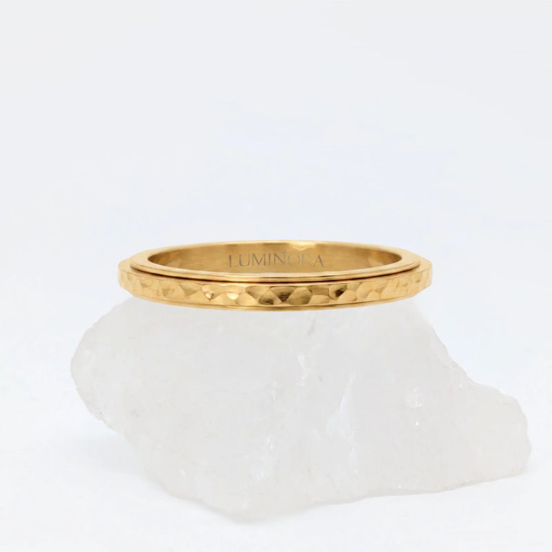 Luna Ring