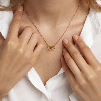 Rozenbox met een hartjesketting